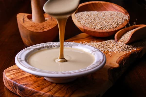 خرید و قیمت شیره خرما سفید رنگ + فروش عمده